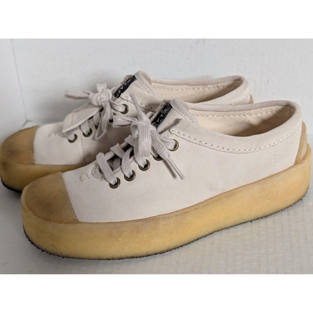 Clarks Originals Wallabee Women's Size 8 Cream Off White Suede Crepe Sole Shoes
